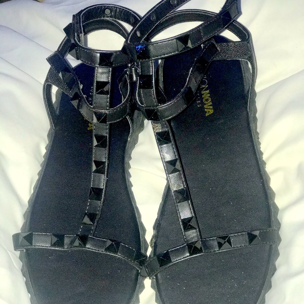 sandals from fashionnova